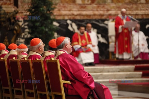 Papież Franciszek -  msza za dusze zmarłych kardynałów i biskupów, Watykan