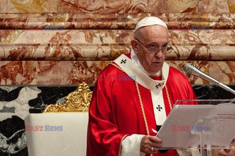 Papież Franciszek -  msza za dusze zmarłych kardynałów i biskupów, Watykan