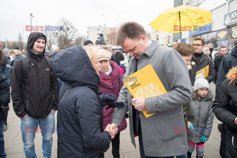 Szymon Hołownia w trasie po kraju