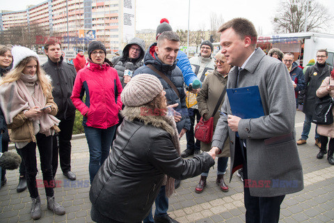 Szymon Hołownia w trasie po kraju