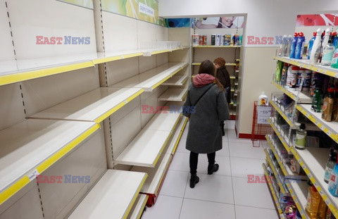 Pustki na sklepowych półkach w Polsce