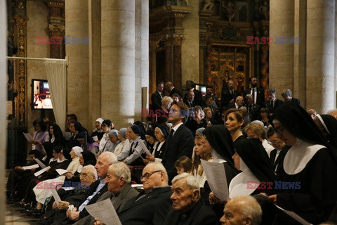 Droga Kryżowa z udziałem Papieża Franciszka w Watykanie