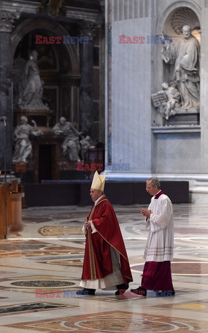 Droga Kryżowa z udziałem Papieża Franciszka w Watykanie