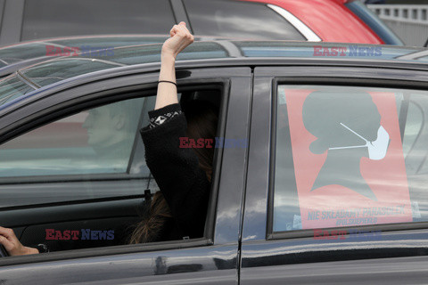 Samochodowy protest Strajku Kobiet