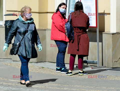 Obowiązuje nakaz zasłaniania nosa i ust