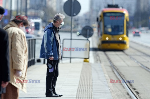 Obowiązuje nakaz zasłaniania nosa i ust