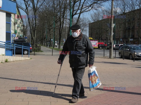 Obowiązuje nakaz zasłaniania nosa i ust