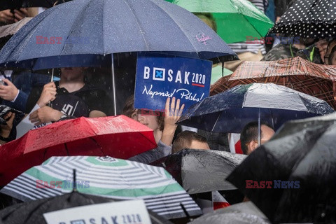 Wiec poparcia dla Krzysztofa Bosaka