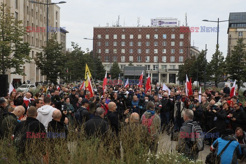 Antycovidowe "Marsze o Wolność"