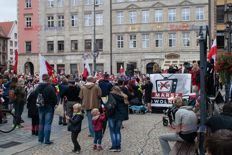 Antycovidowe "Marsze o Wolność"