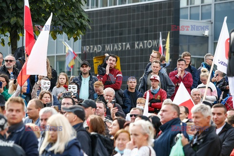 Antycovidowe "Marsze o Wolność"