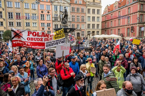 Antycovidowe "Marsze o Wolność"