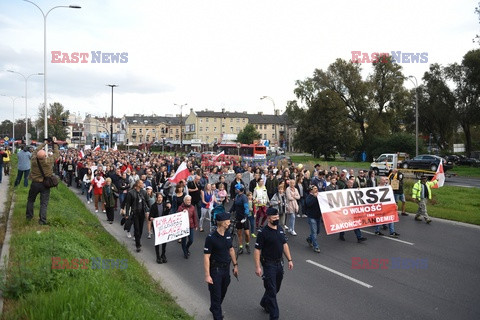 Antycovidowe "Marsze o Wolność"