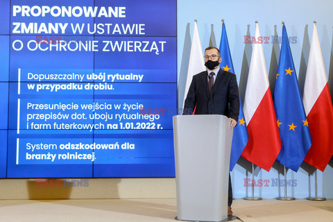 Konferencja premiera oraz ministra rolnictwa i rozwoju wsi