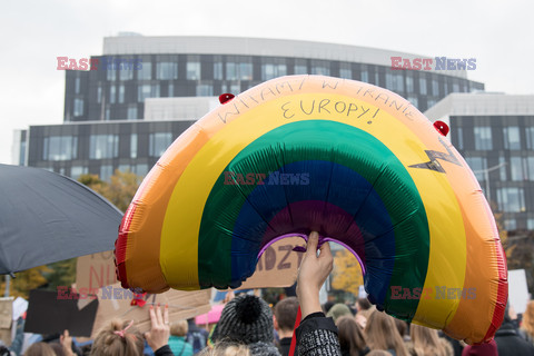 Kolejne protesty po wyroku TK ws. aborcji - dzień trzeci