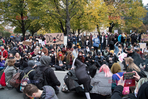 Kolejne protesty po wyroku TK ws. aborcji - dzień trzeci