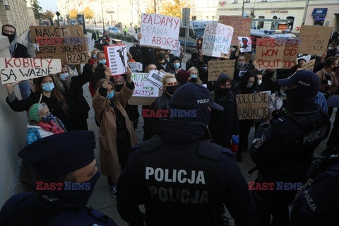 Słowo na niedzielę Strajku Kobiet