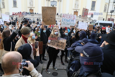 Słowo na niedzielę Strajku Kobiet