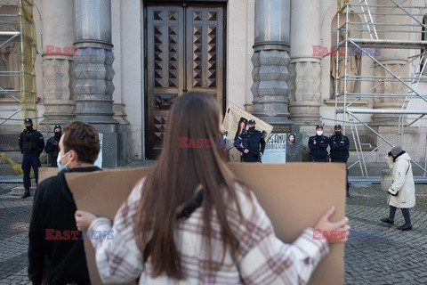 Słowo na niedzielę Strajku Kobiet