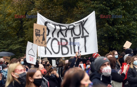 Słowo na niedzielę Strajku Kobiet