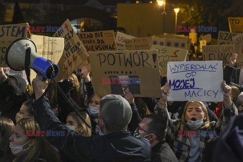 Słowo na niedzielę Strajku Kobiet