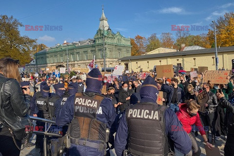 Słowo na niedzielę Strajku Kobiet