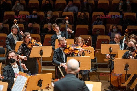 Kina i ośrodki kultury wznawiają działalność