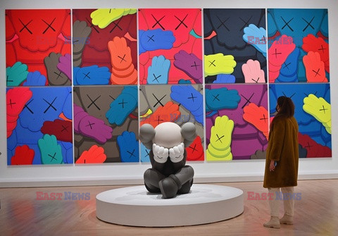 Wystawa prac Kaws: What Party