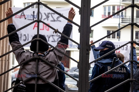 Protesty przeciwko ustawie "Tak dla rodziny, nie dla gender"