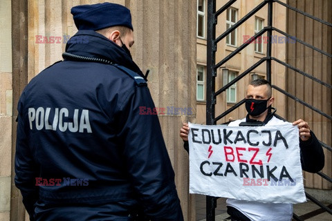 Protesty przeciwko ustawie "Tak dla rodziny, nie dla gender"