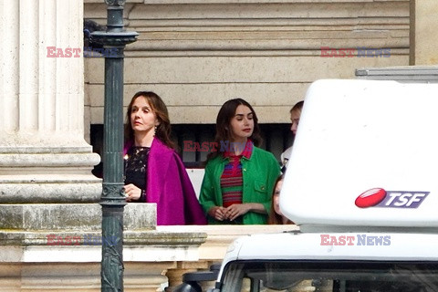 Lily Collins na planie 2. sezonu Emily In Paris