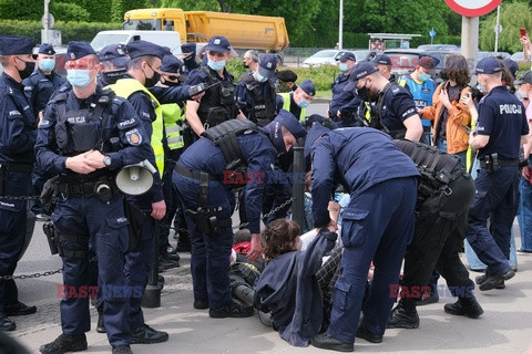 Aktywiści Extinction Rebellion zablokowali Wisłostradę