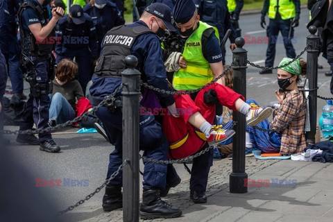 Aktywiści Extinction Rebellion zablokowali Wisłostradę