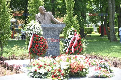 Odsłonięcie pomnika Jana Olszewskiego