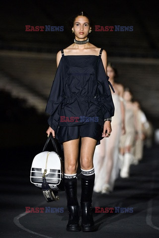 Pokaz Dior Cruise 2022 w Atenach