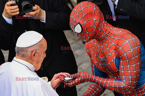 Papież Franciszek spotkał się ze Spider-Manem