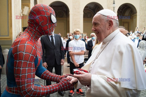 Papież Franciszek spotkał się ze Spider-Manem