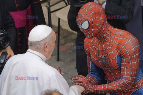 Papież Franciszek spotkał się ze Spider-Manem