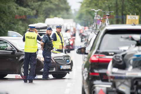 Rybacy i rolnicy zablokowali drogę na Hel