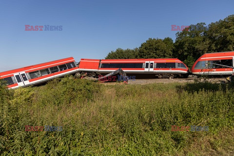 Kolbaskowo-Smolecin wypadek na przejeździe kolejowym pociągu z tirem