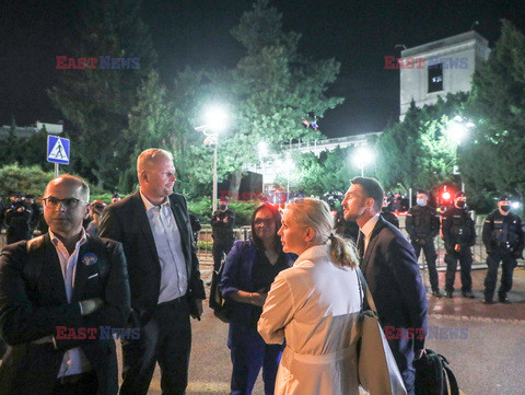 Protest przed Sejmem po przegłosowaniu lex anty-tvn