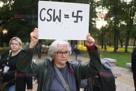 Wystawa Sztuka polityczna w CSW - otwarcie i protest