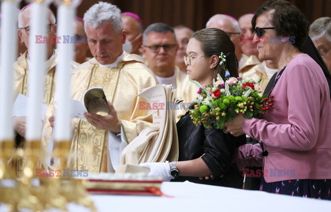 Beatyfikacja kard. Wyszyńskiego i Matki Czackiej