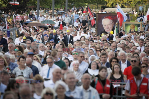 Beatyfikacja kard. Wyszyńskiego i Matki Czackiej