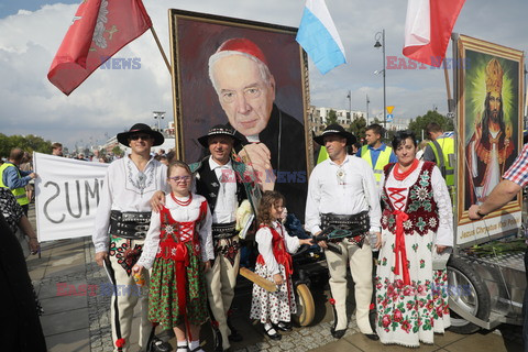 Beatyfikacja kard. Wyszyńskiego i Matki Czackiej