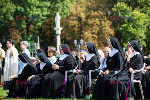 Beatyfikacja kard. Wyszyńskiego i Matki Czackiej