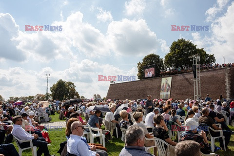 Beatyfikacja kard. Wyszyńskiego i Matki Czackiej