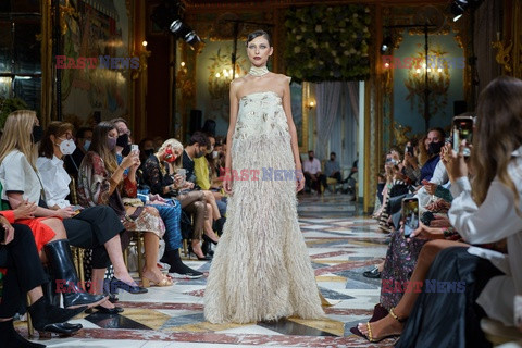 Pokazy MBFW w Madrycie - lato 2022