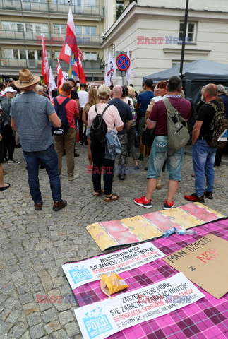 Protest przeciw segregacji sanitarnej