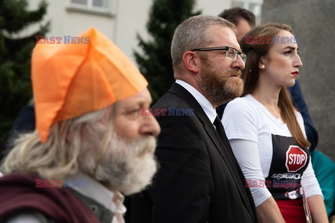 Protest przeciw segregacji sanitarnej